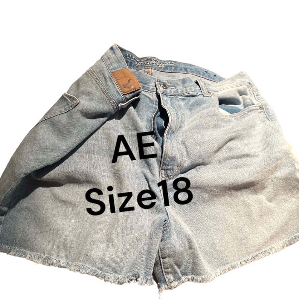 American Eagle 🦅 shorts